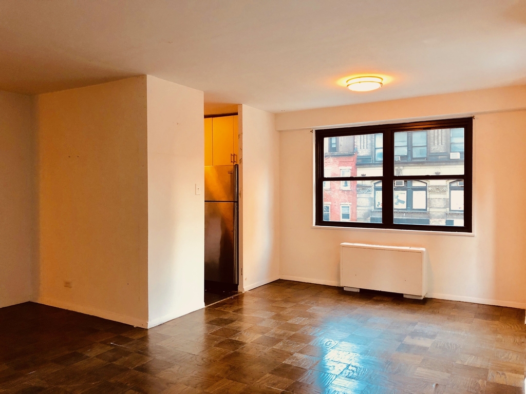 Gramercy - Photo 3