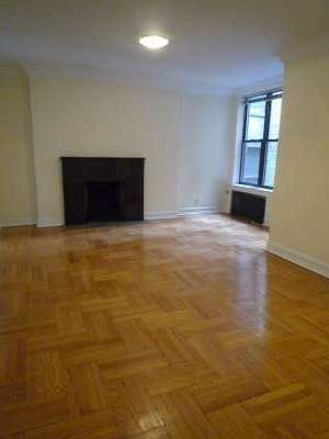 E 63 St - Photo 1