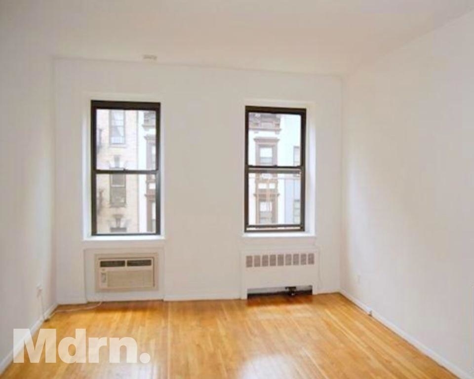 345 East 76th Street - Photo 2