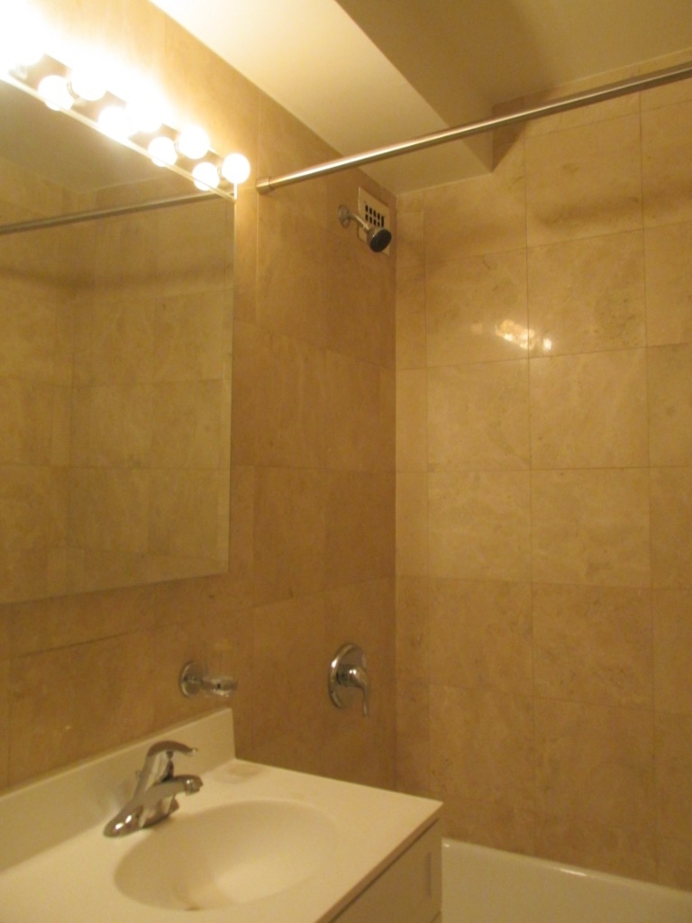 435 East 79th Street - Photo 2