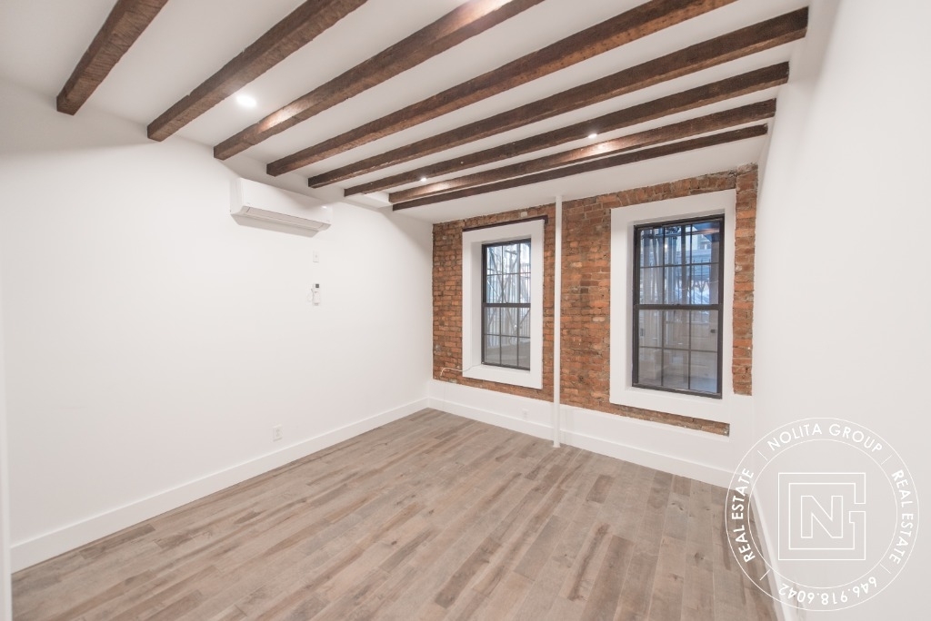 152 West 49 - Photo 3