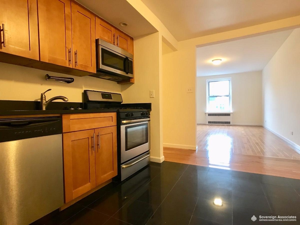 216  West 102nd Street - Photo 4