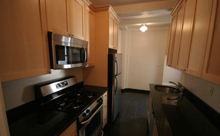 115 EAST 92ND STREET - Photo 3