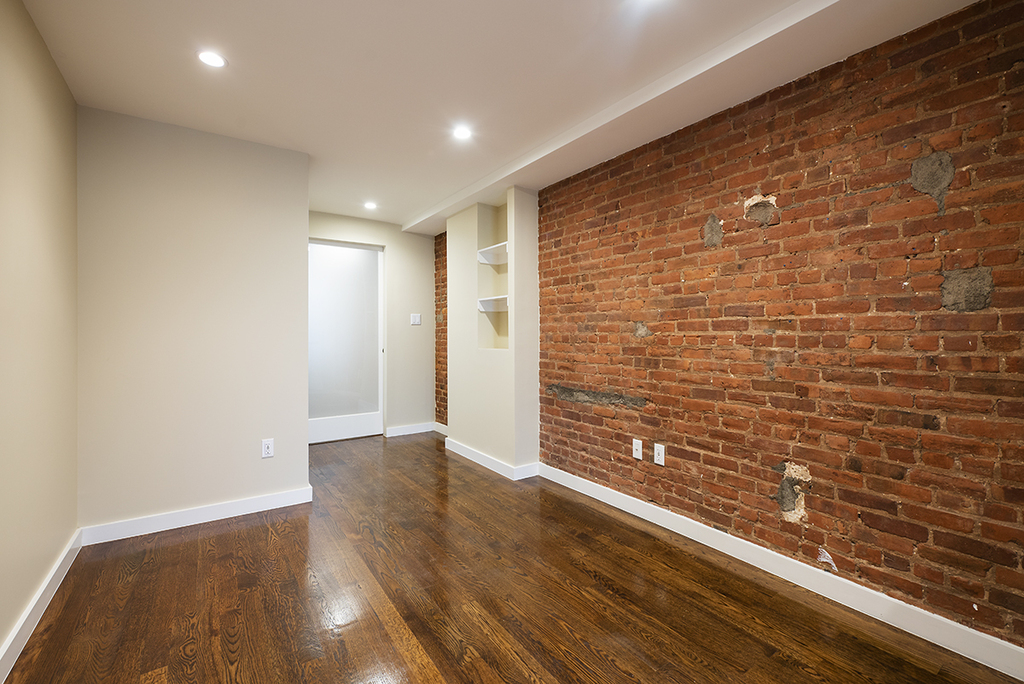 128 1st Avenue - Photo 4