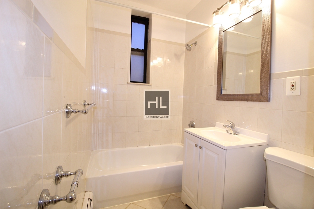 913 Dekalb Avenue - Photo 8