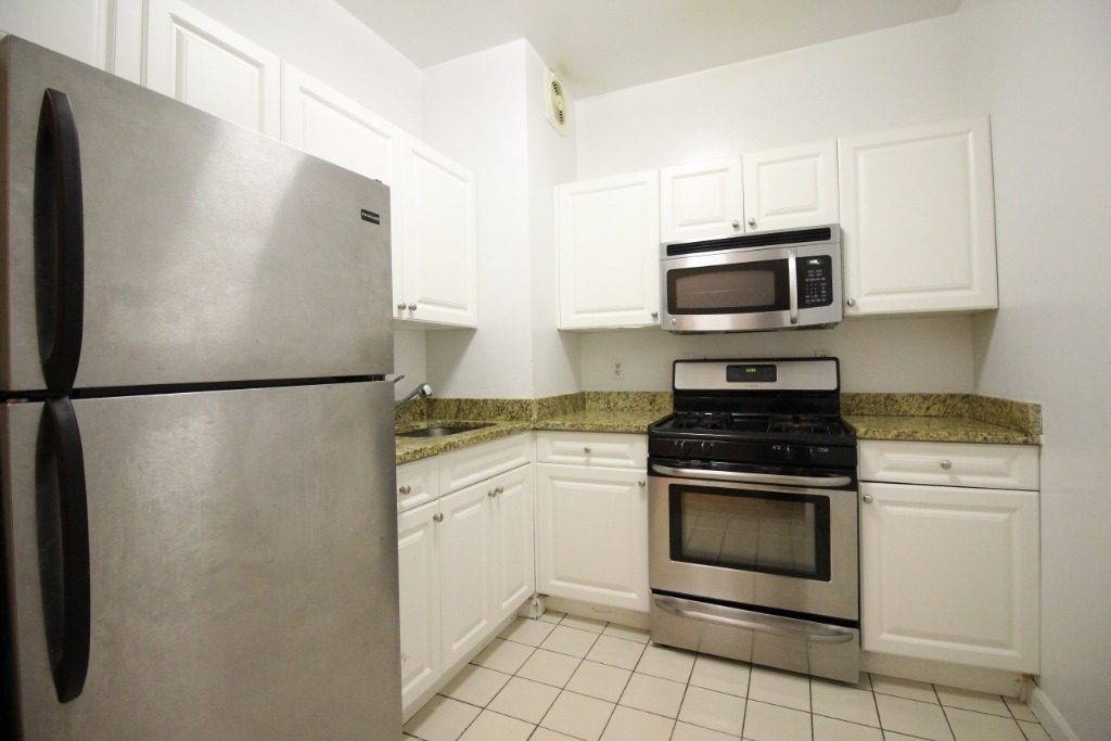 301 West 21 Street  - Photo 0