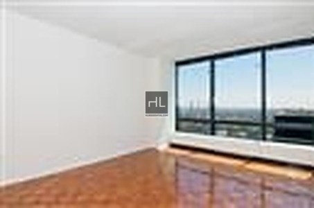 420 East 61st Street - Photo 1