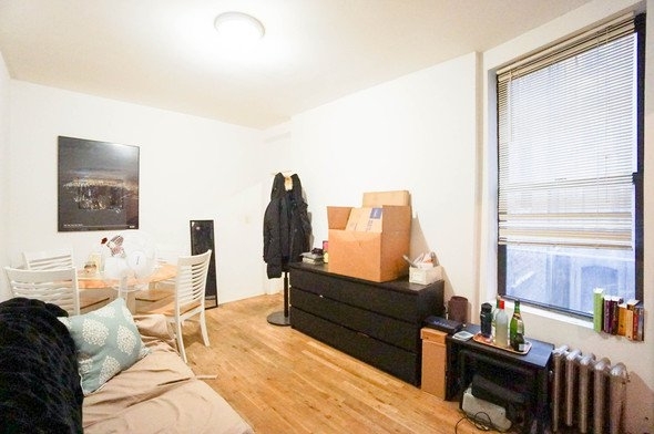 325 East 21st Street - Photo 3