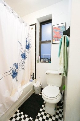 325 East 21st Street - Photo 4