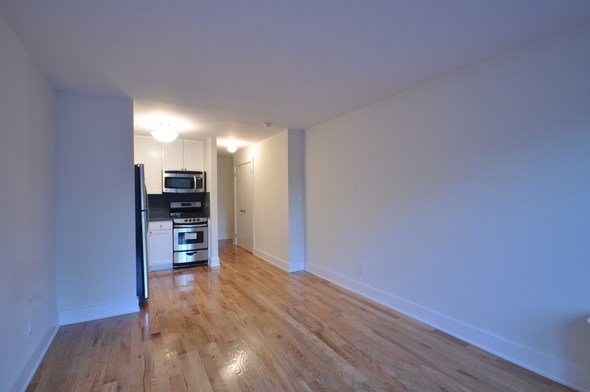 655 2 Avenue - Photo 1