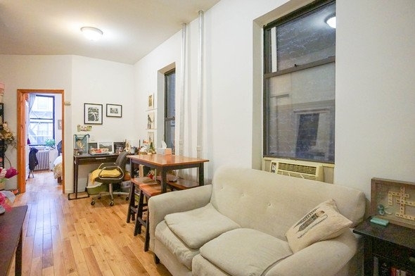 338 East 5th Street - Photo 2