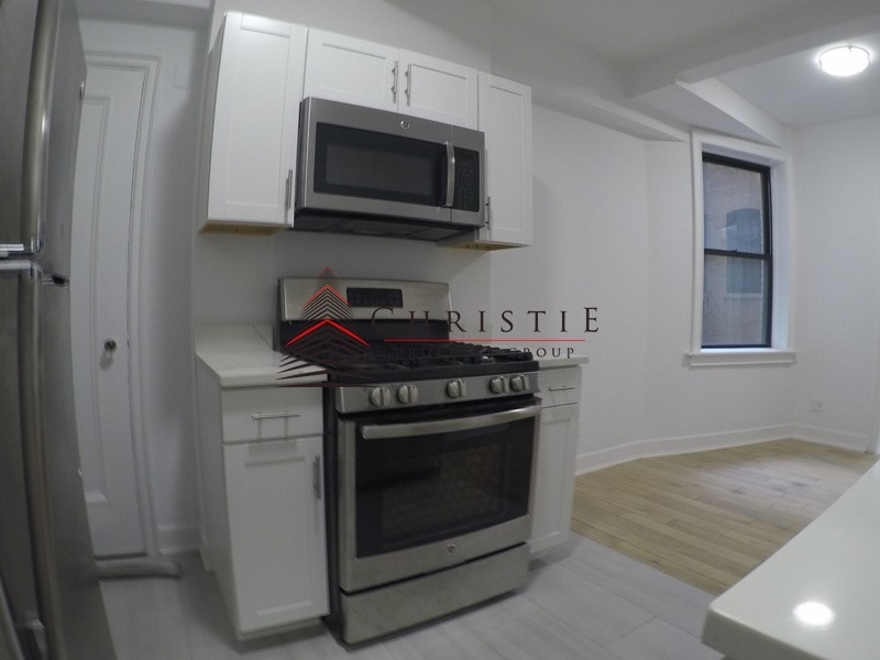 173 West 78th Street - Photo 5