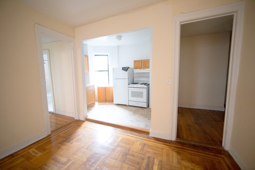 200 Dyckman Street - Photo 5