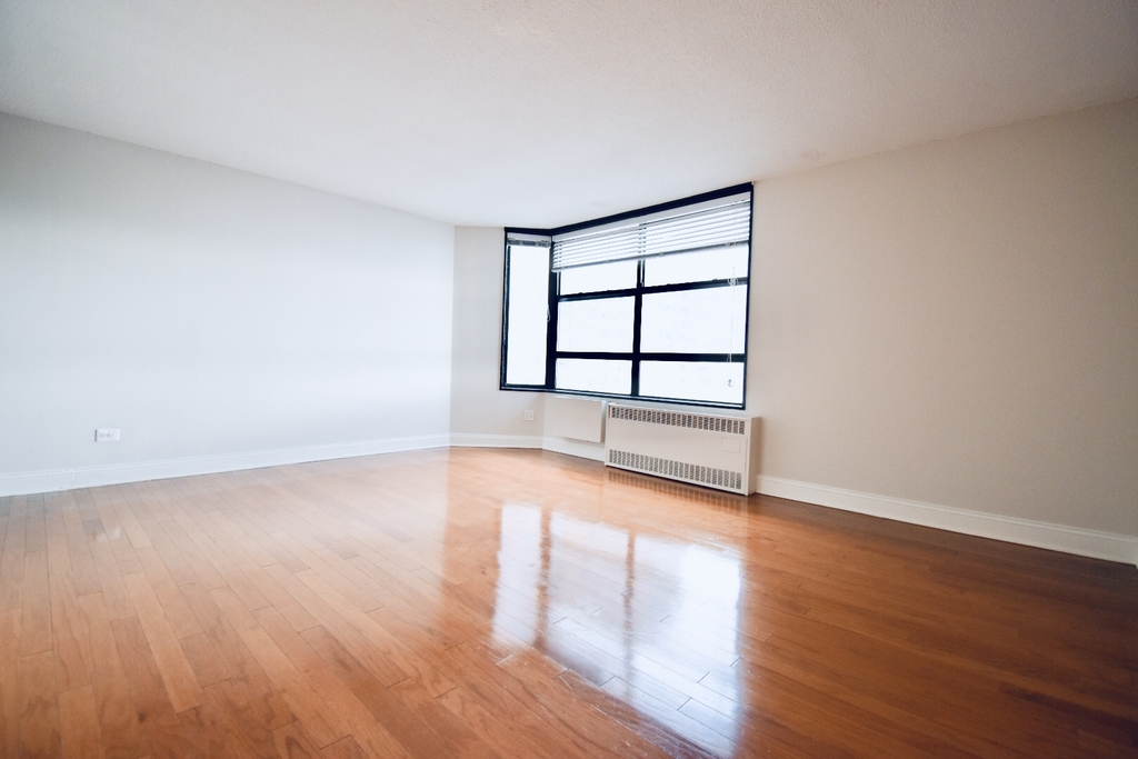 3333 Broadway - Photo 1