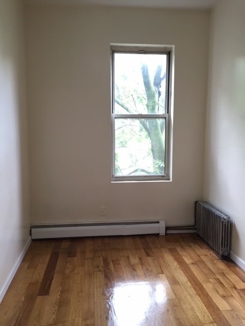 229 Jefferson Street - Photo 2