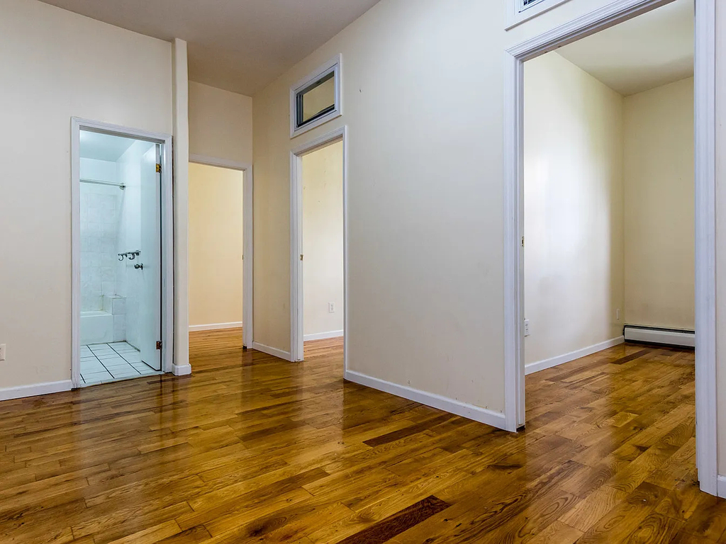 229 Jefferson Street - Photo 2