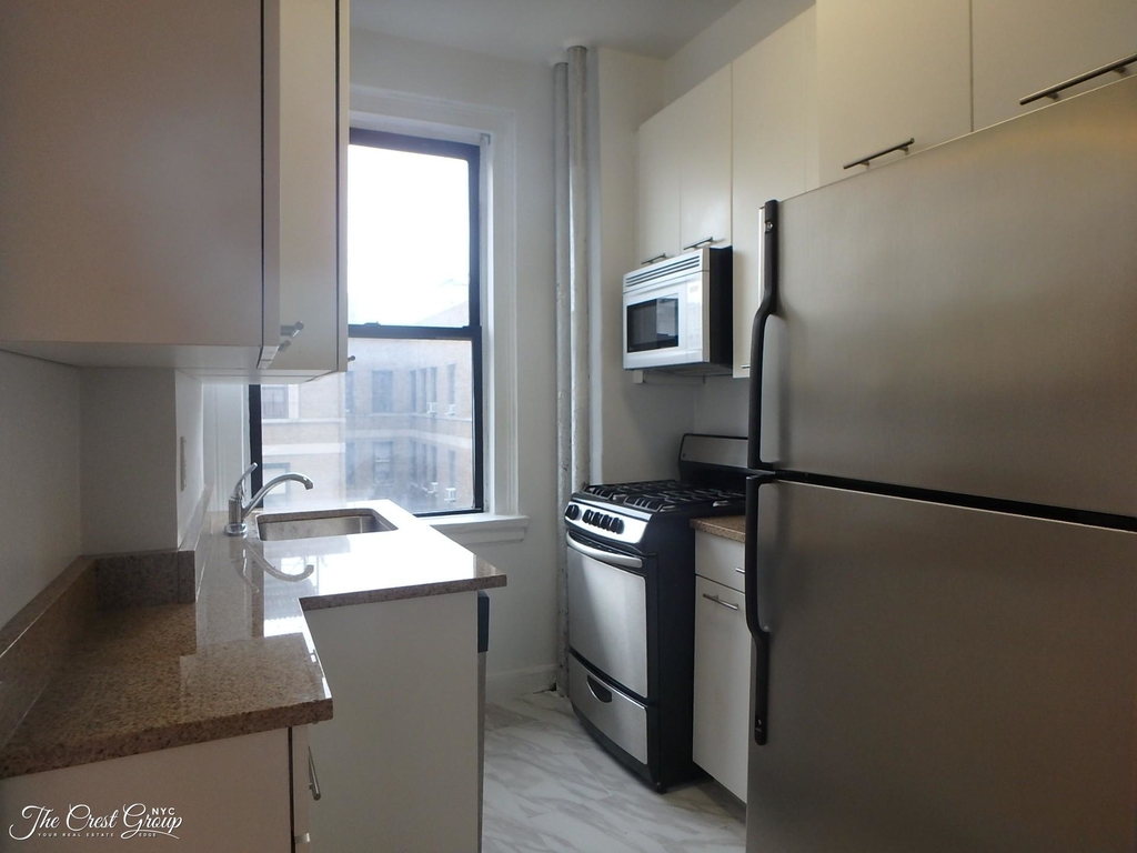 5000 Broadway - Photo 1