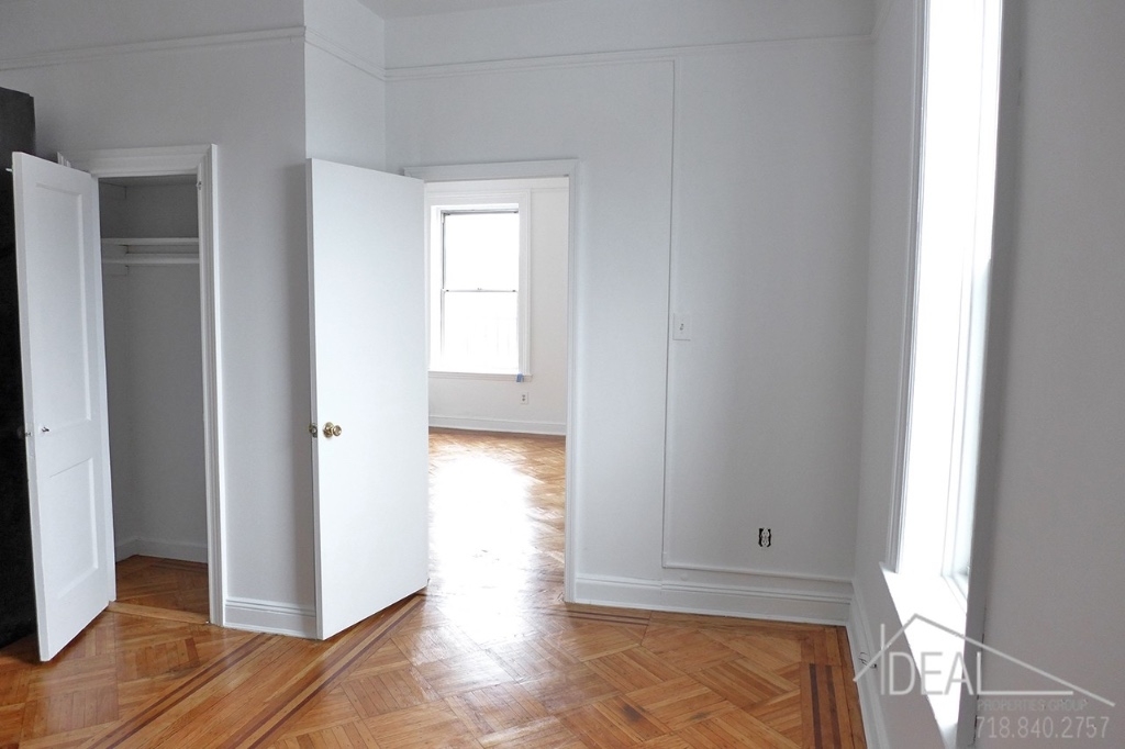 239 Court Street - Photo 6