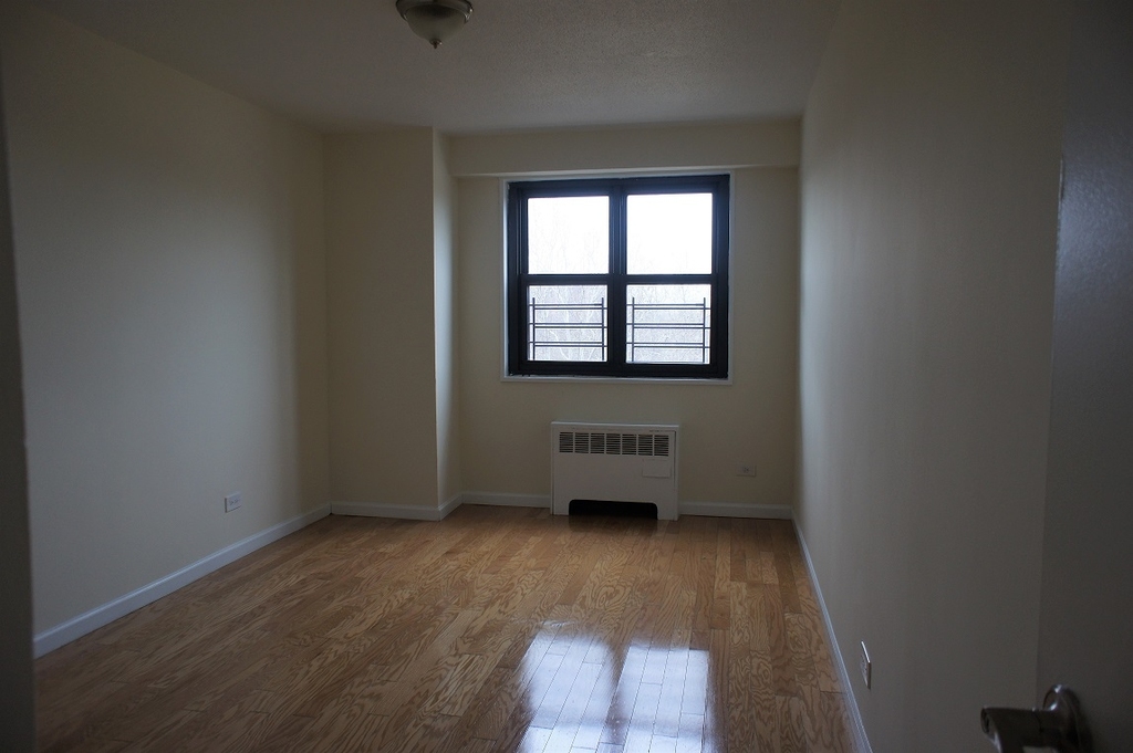 1500 Noble Avenue - Photo 10