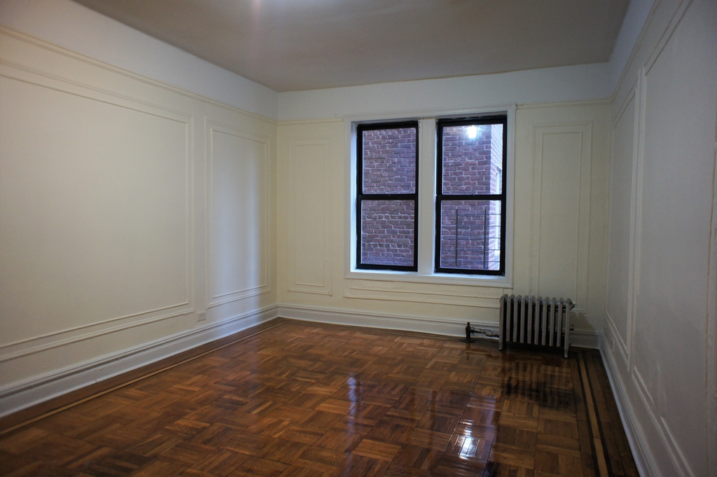 2180 Bolton Street - Photo 1