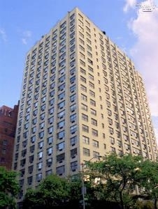 East 85th Street - Photo 3