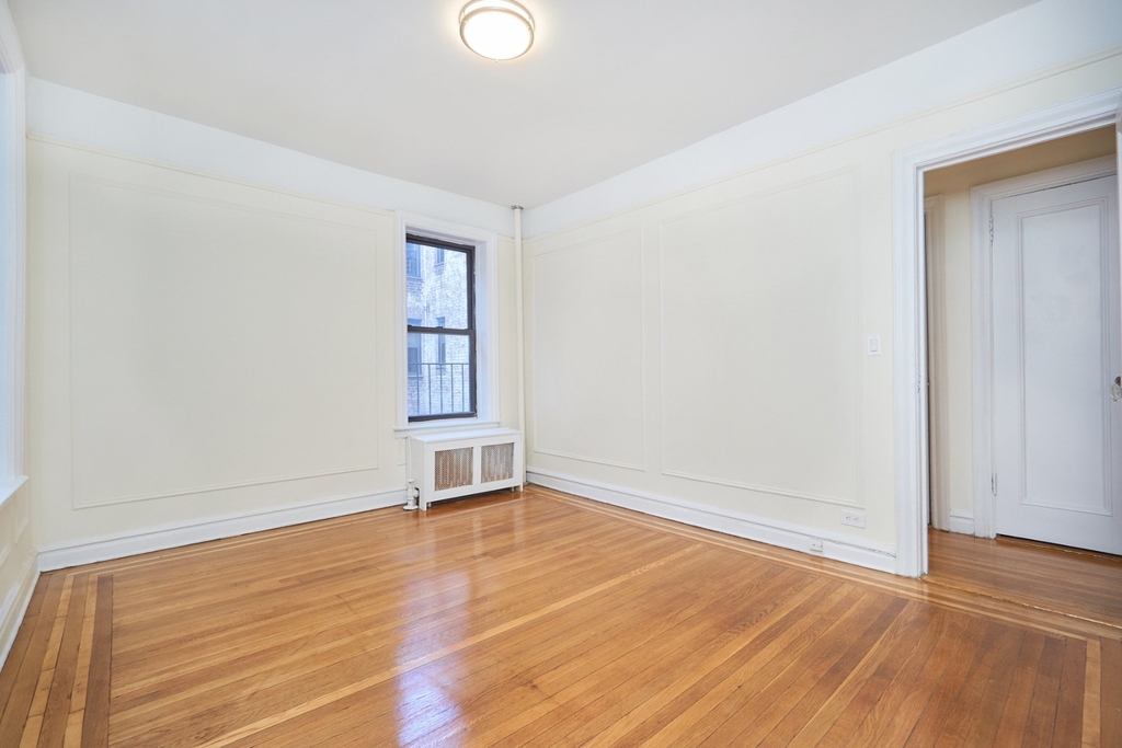 583 West 215th Street - Photo 7