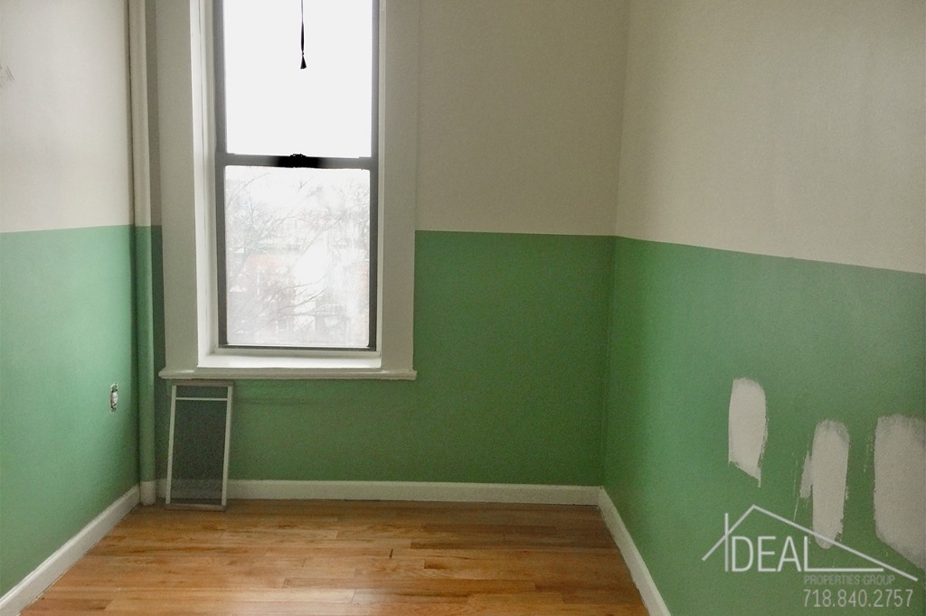 4018 5th ave - Photo 2