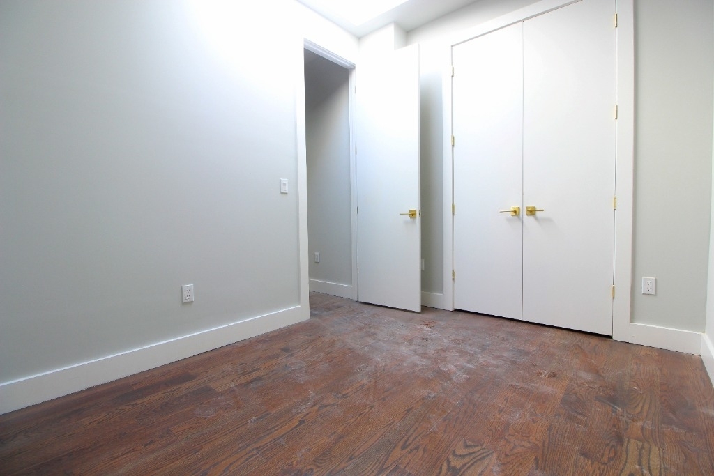 489 Washington Avenue - Photo 2