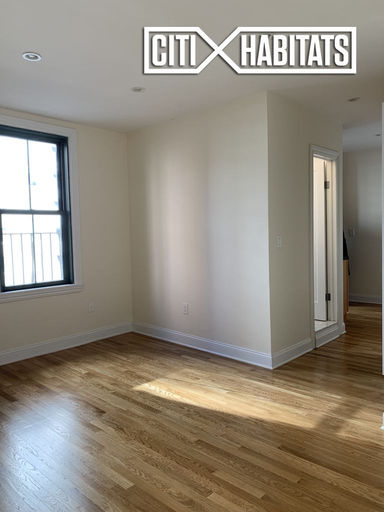 520 East 79th Street - Photo 1