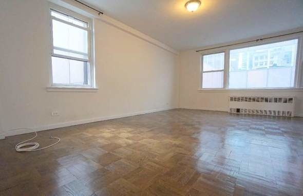 160 East 55 - Photo 4