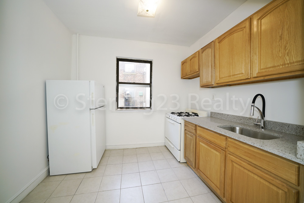 25-55 33rd Street, Astoria, Ny, 11103 - Photo 1