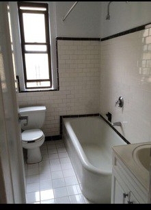 125 Seaman Ave - Photo 2