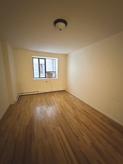 274 Willoughby Ave. - Photo 2