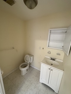 274 Willoughby Ave. - Photo 8