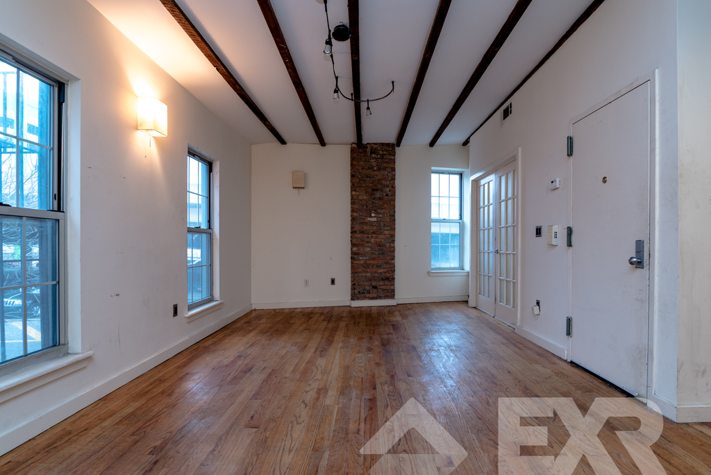 62 Steuben Street - Photo 1