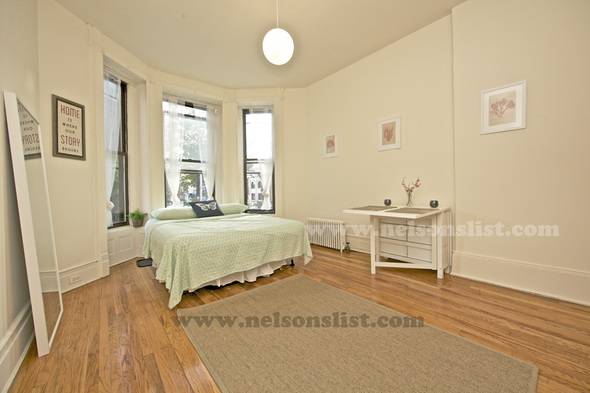 633 10th Street #1 - Photo 0