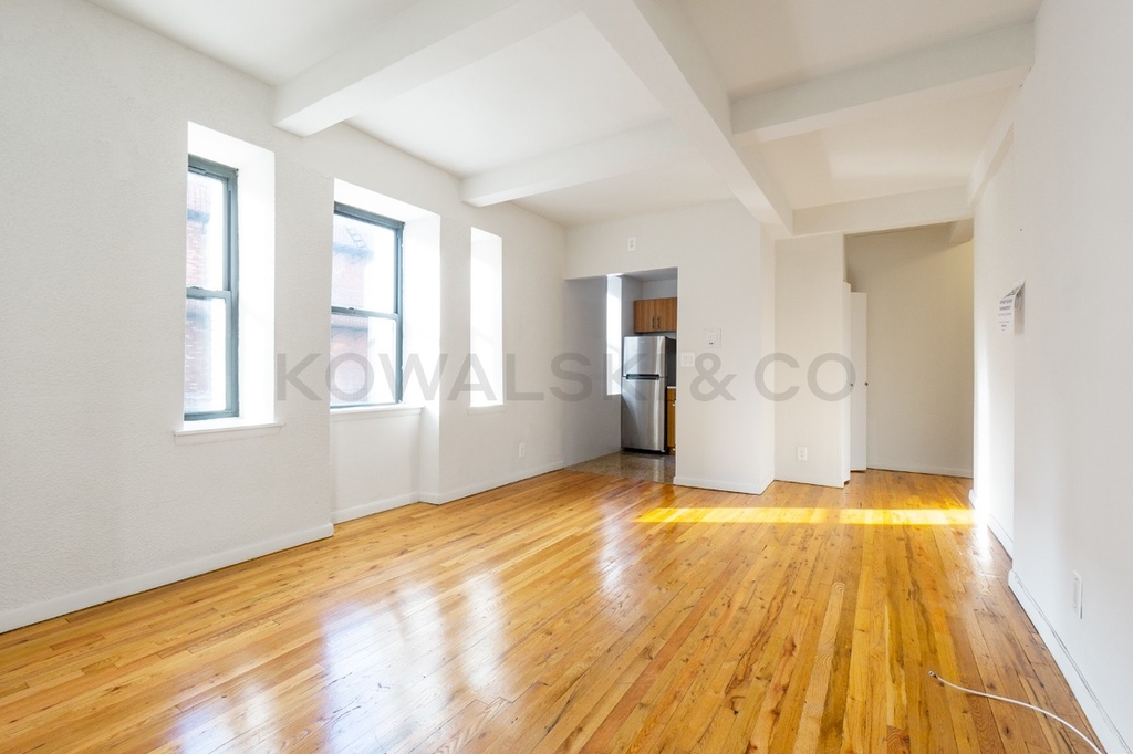 160 Bleecker St. - Photo 1