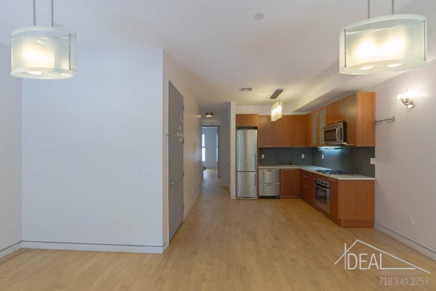 230A 6th Avenue Duplex with Private Garden - Photo 3