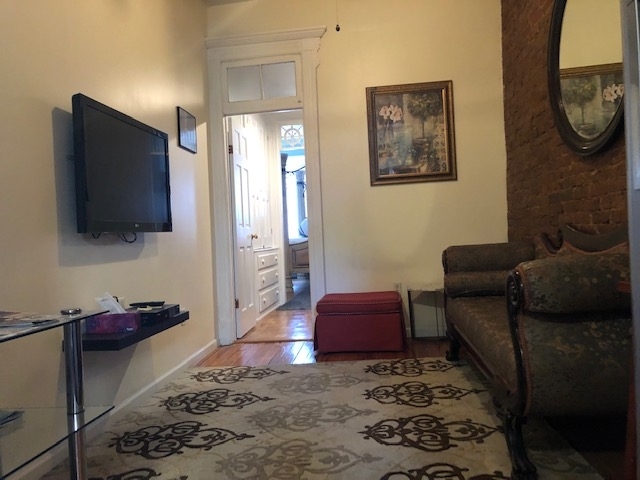 696 Hancock Street Is An Absolute Gorgeous 3 Bedrooms Apartment In The Heart Of Bed-stuy..  - Photo 8