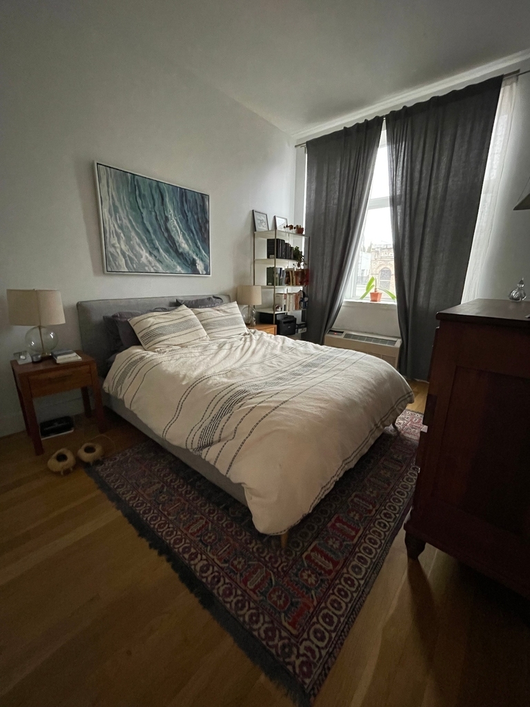 140 Hope Street - Photo 2