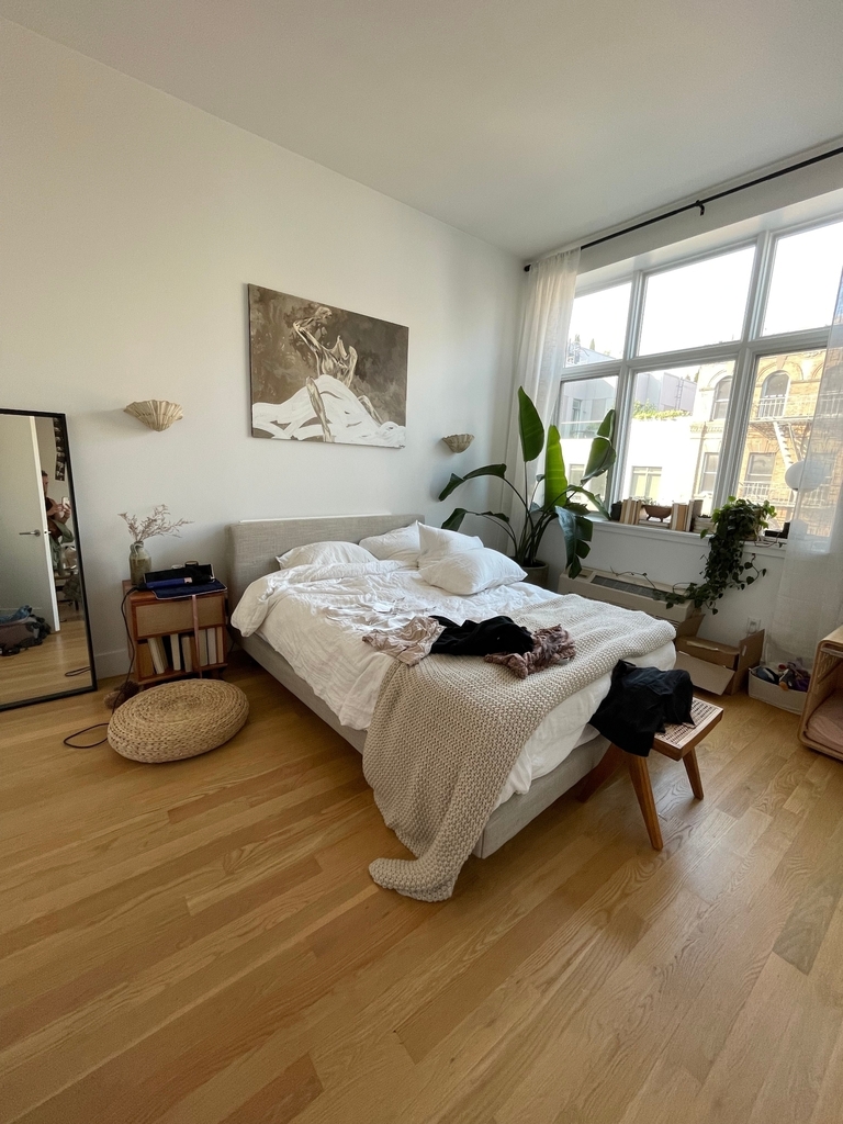 156 Hope Street - Photo 1