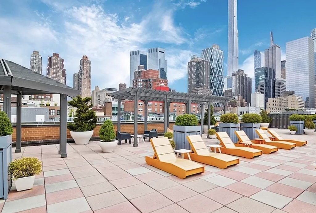 9th Ave & W 53rd St. - Photo 3