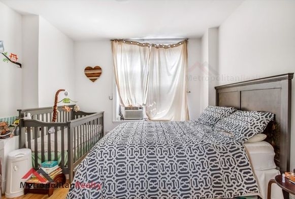 445 7th Avenue - Photo 1