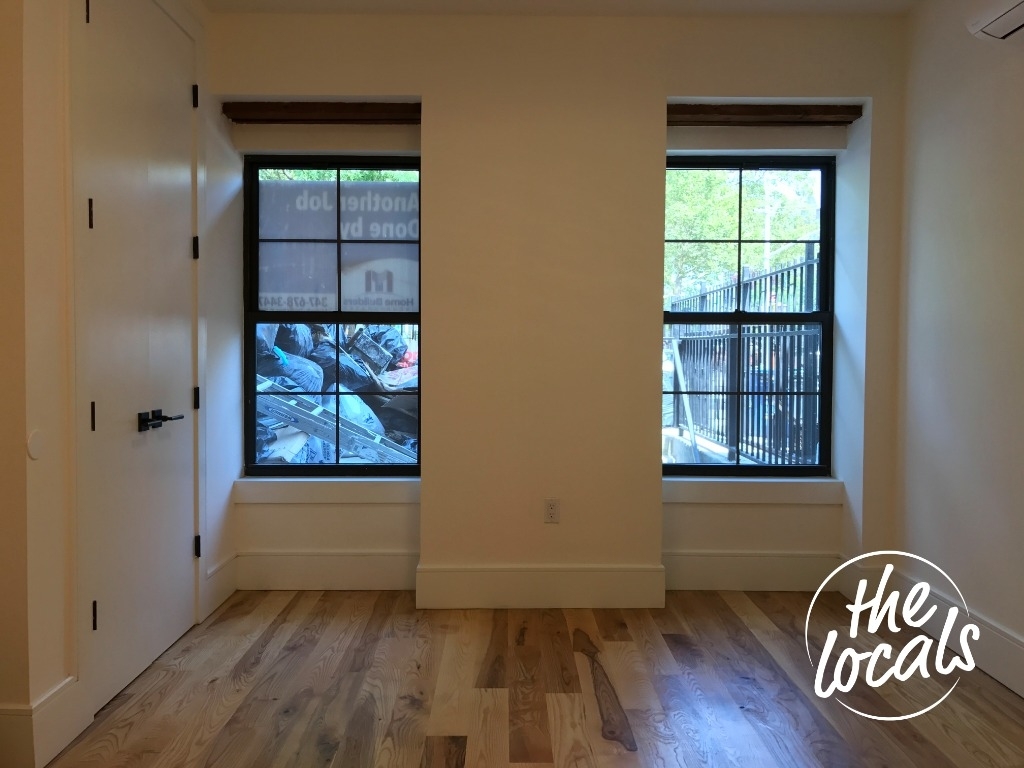 1120 Bushwick Ave - Photo 1