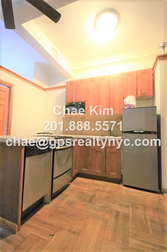 339 West 71st Street - Photo 2