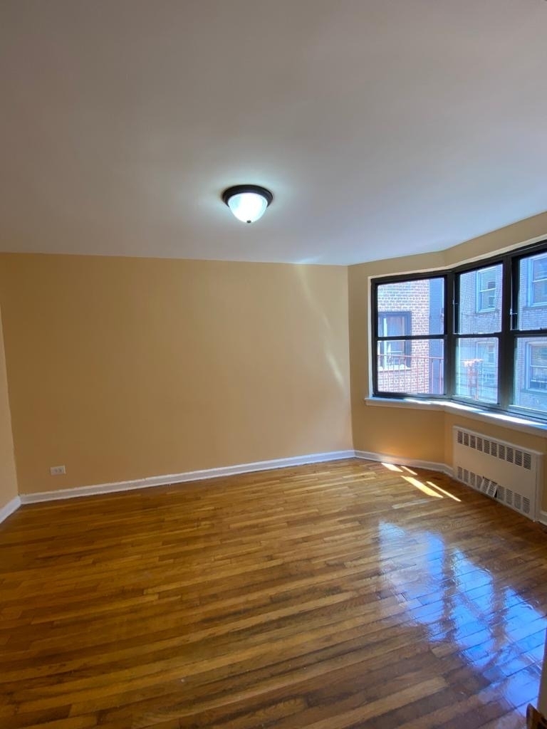 180 East 17th Street - Photo 2