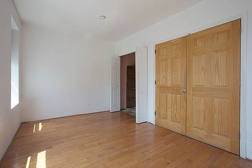 155 East 108th Street - Photo 6