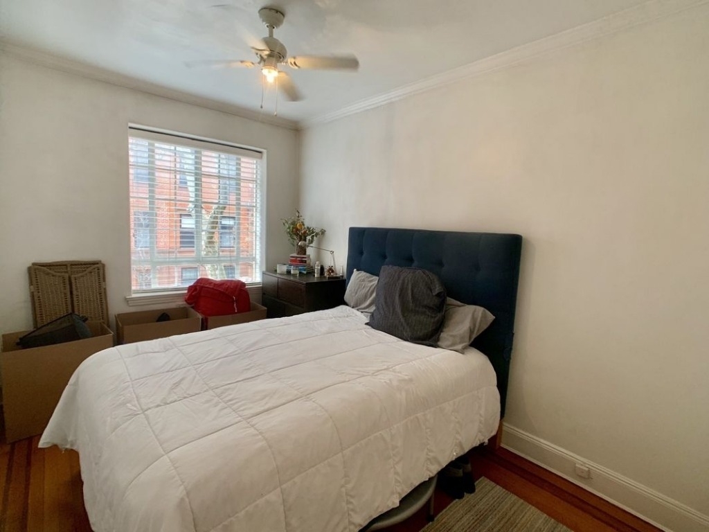 Henry st Best 2BR Deal of the Year! - Photo 3