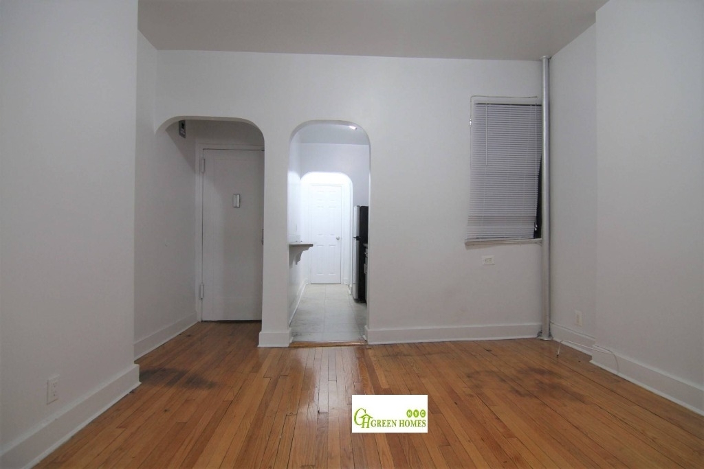 2033 2nd Avenue - Photo 1