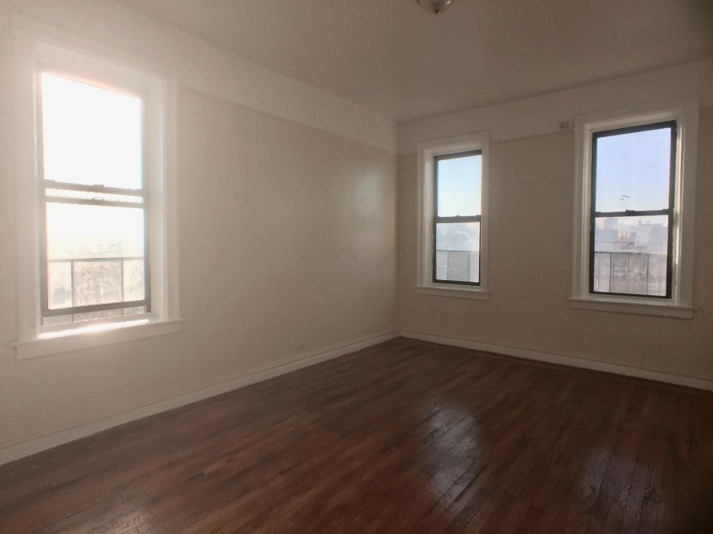 114 West 238th Street - Photo 4